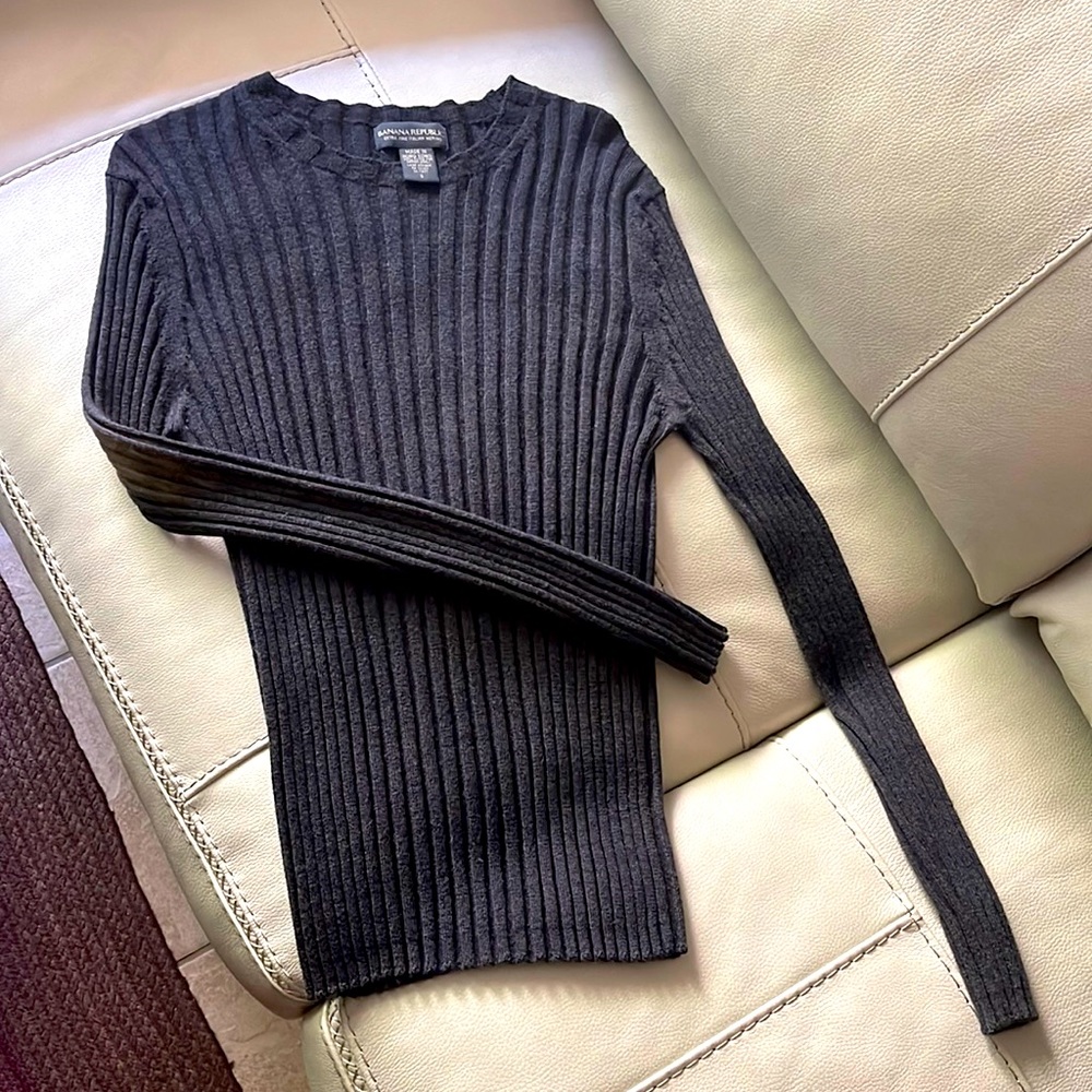 🐾SOLD🐾 Fine Merino Sweater